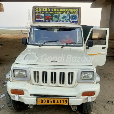 MAHINDRA Bolero Camper