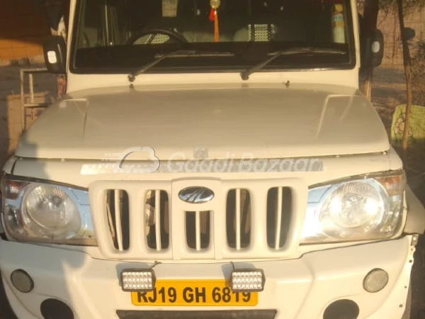 MAHINDRA Bolero Camper