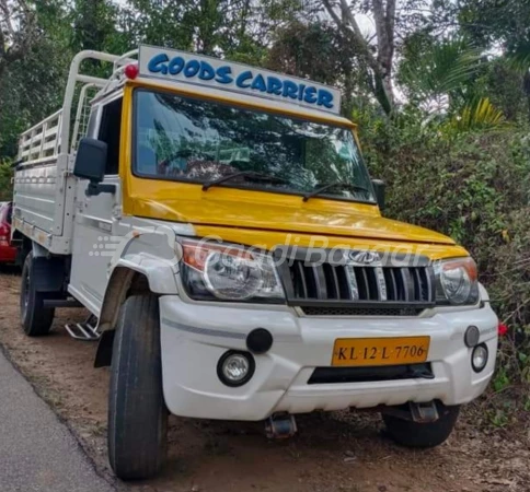 MAHINDRA Bolero Pik-Up