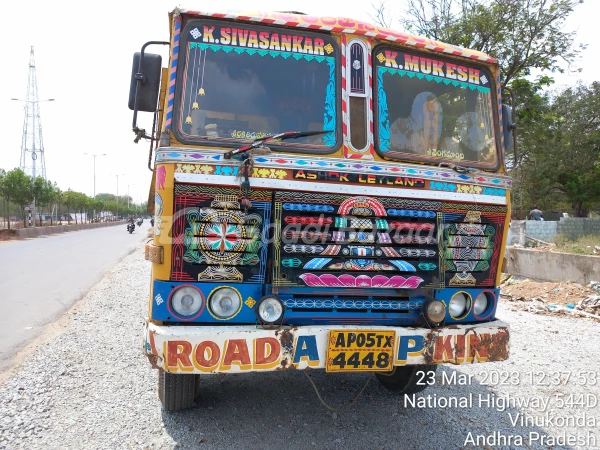 ASHOK LEYLAND 2518