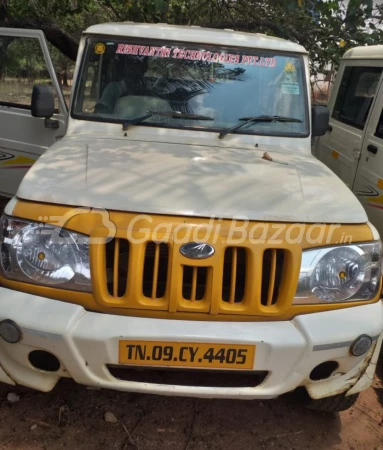 MAHINDRA Bolero Camper