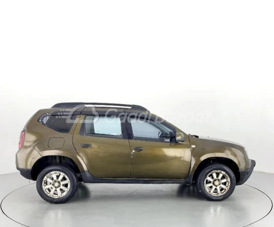 RENAULT DUSTER