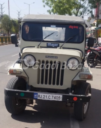 MAHINDRA Jeep