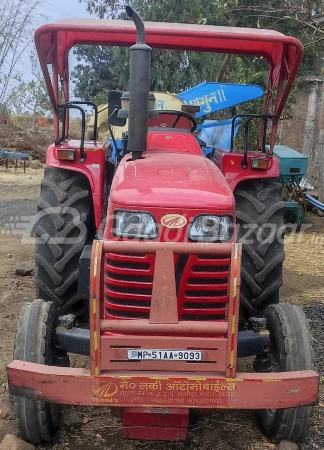 MAHINDRA 585 Di