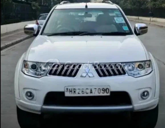 MISTUBISHI MOTORS LTD Pajero