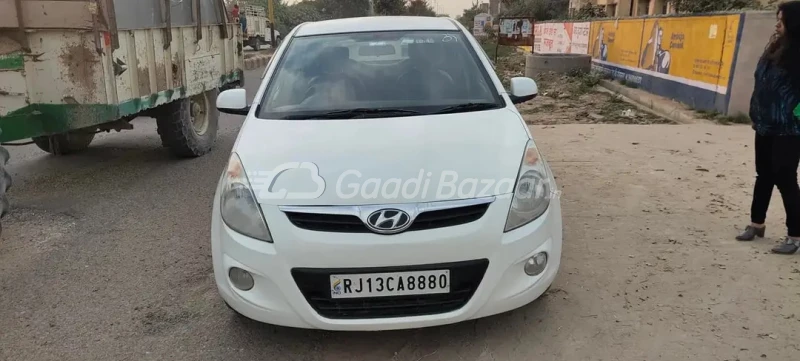 HYUNDAI i20 [2010-2012]