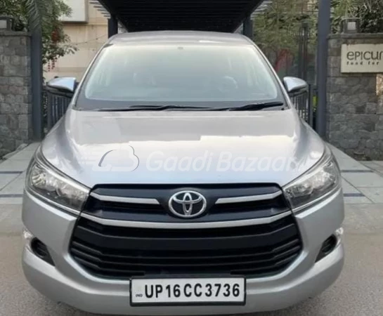 TOYOTA INNOVA CRYSTA