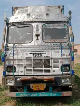 TATA MOTORS LPT 3718