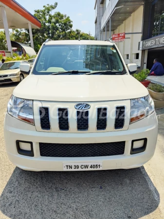 MAHINDRA TUV 300