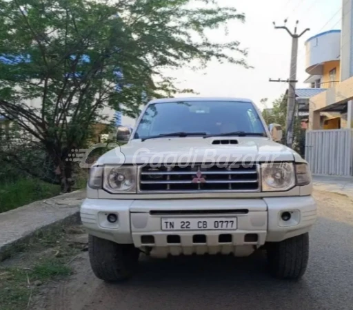 MISTUBISHI MOTORS LTD Pajero