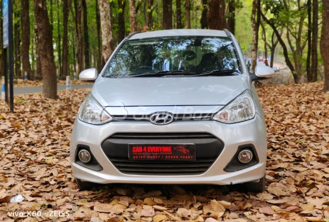 HYUNDAI GRAND I 10