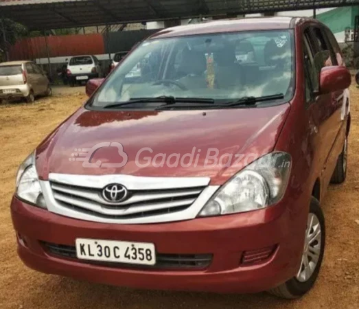 TOYOTA Innova [2005-2009]