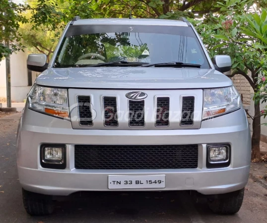 MAHINDRA TUV 300