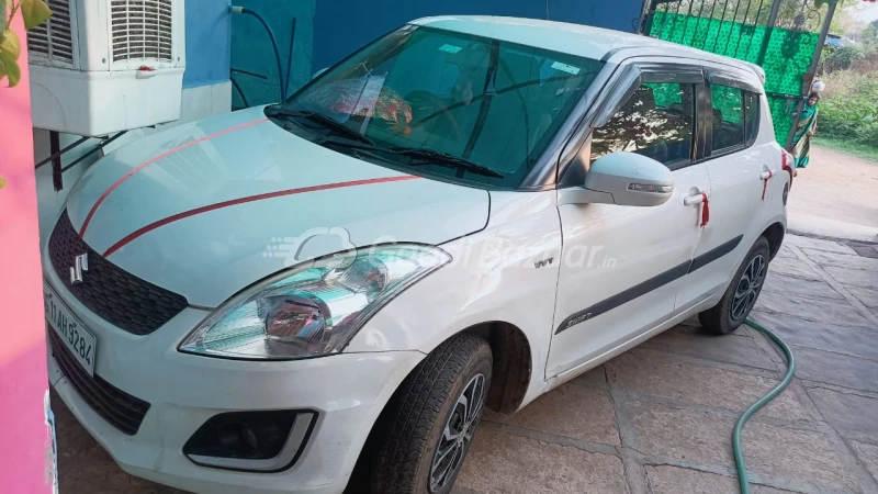 MARUTI SUZUKI SWIFT