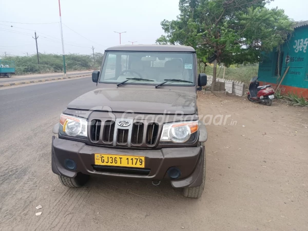 MAHINDRA Bolero Camper