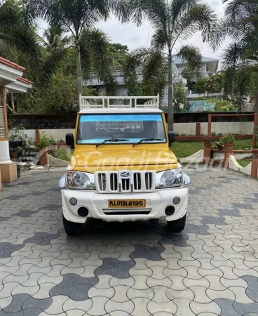 MAHINDRA Bolero Maxitruck Plus