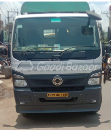 BharatBenz 1415R