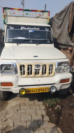 MAHINDRA Bolero Camper