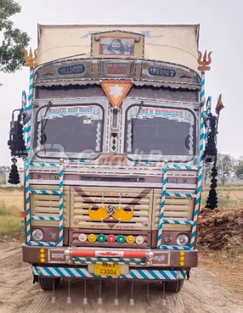 ASHOK LEYLAND 2516 IL