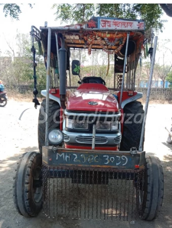 MAHINDRA Arjun 555 Di