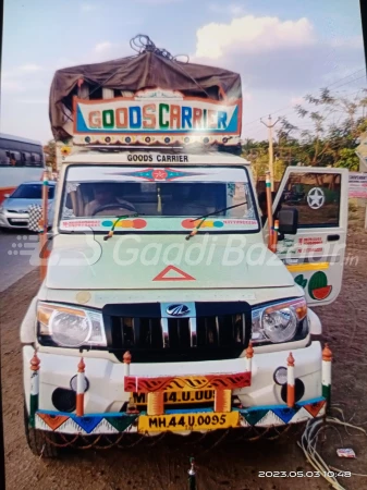 MAHINDRA Bolero Pik-Up