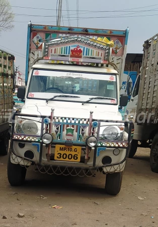 MAHINDRA Bolero Maxitruck Plus