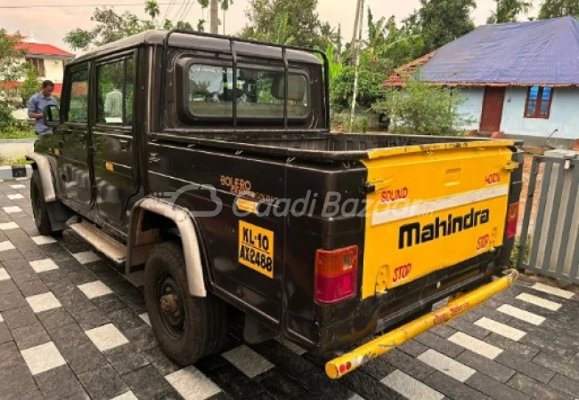 MAHINDRA Bolero Camper