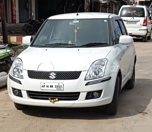 MARUTI SUZUKI SWIFT