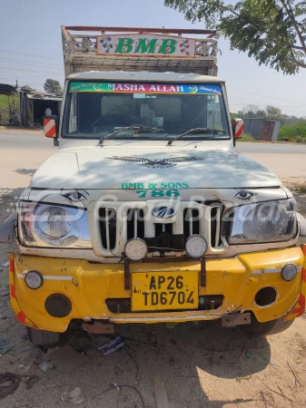 MAHINDRA Bolero Pikup CNG