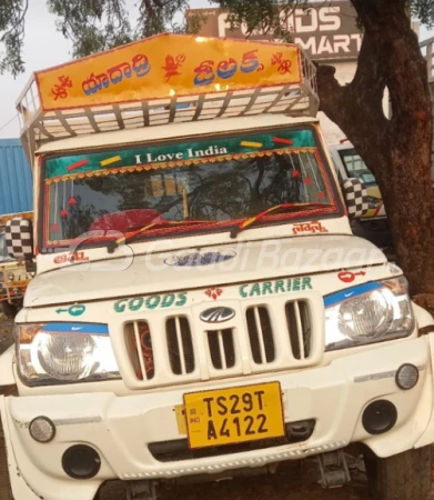 MAHINDRA Bolero Pik-Up