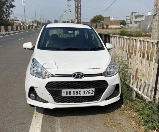 HYUNDAI Grand i10 [2013-2017]