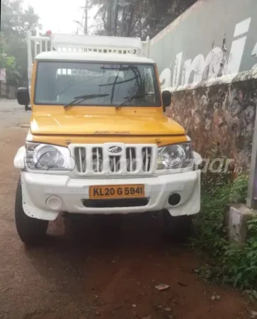 MAHINDRA Bolero Pik-Up