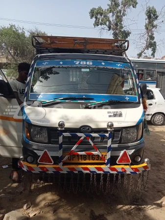 MAHINDRA Supro MiniTruck