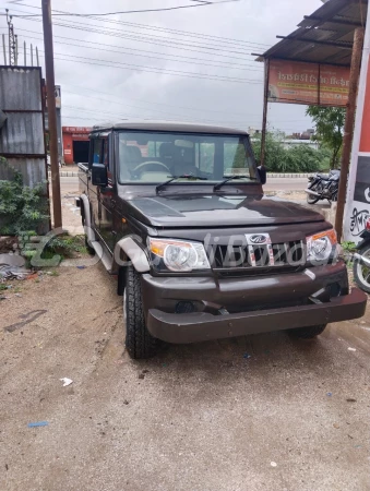 MAHINDRA Bolero Camper