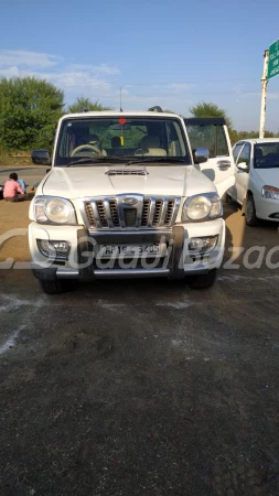 MAHINDRA Scorpio [2009-2014]