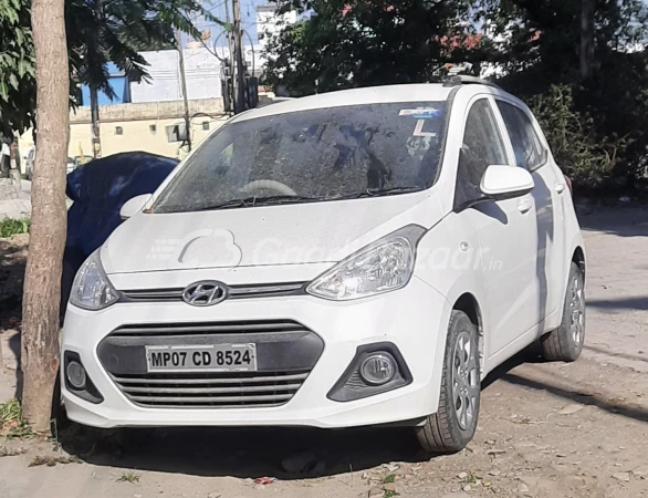 HYUNDAI Grand i10 [2013-2017]