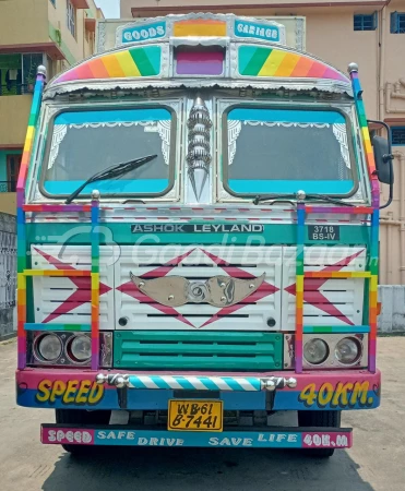 ASHOK LEYLAND 3718