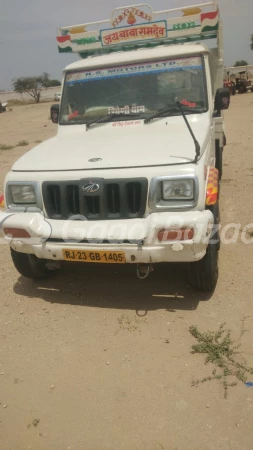 MAHINDRA Bolero Camper