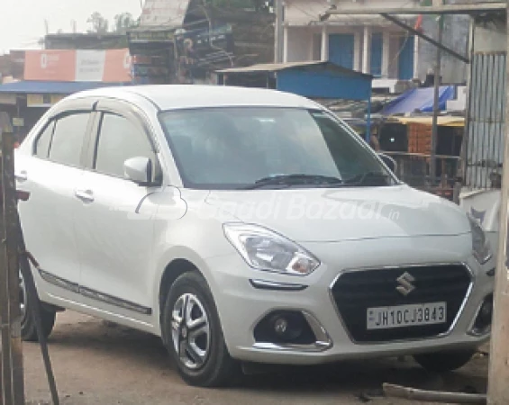 MARUTI SUZUKI Dzire