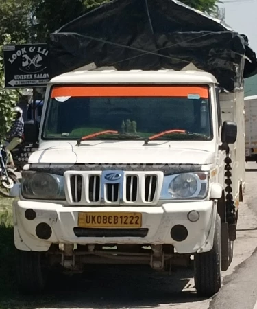 MAHINDRA Bolero Maxitruck Plus