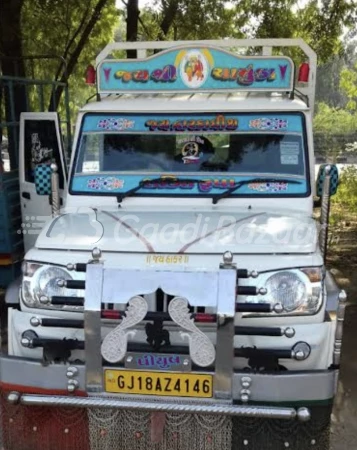 MAHINDRA Bolero Maxitruck Plus