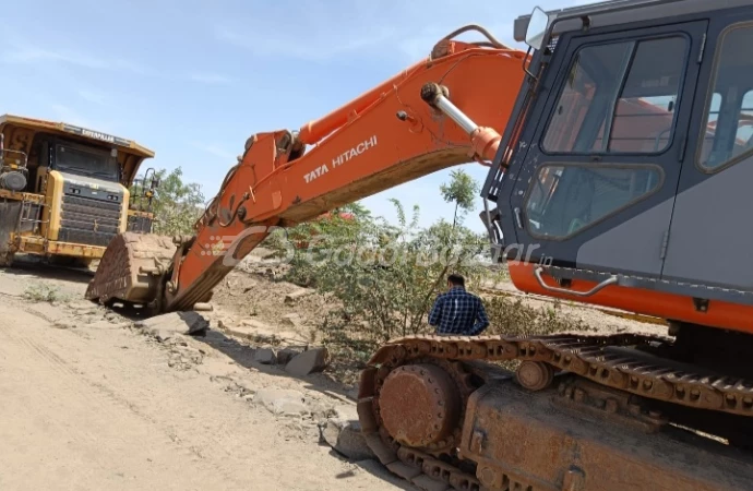 Tata Hitachi Zaxis 650h