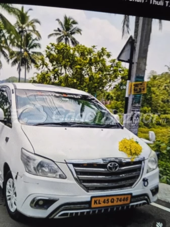 TOYOTA Innova [2013-2014]