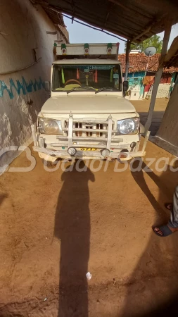 MAHINDRA Bolero Camper