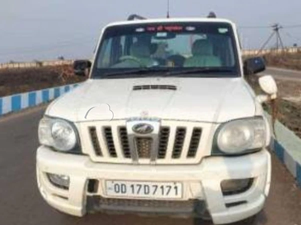 MAHINDRA Scorpio [2009-2014]