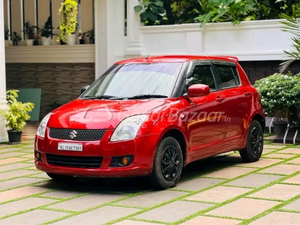 MARUTI SUZUKI SWIFT