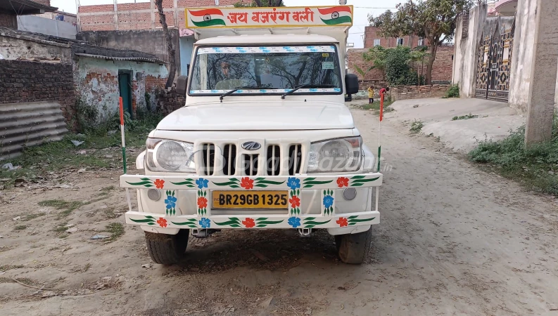 MAHINDRA Bolero Pik-Up