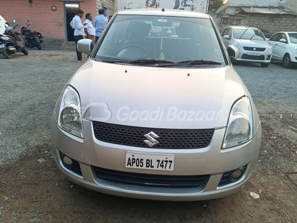 MARUTI SUZUKI SWIFT