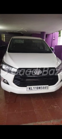 TOYOTA INNOVA CRYSTA