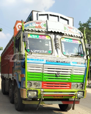 ASHOK LEYLAND 3718